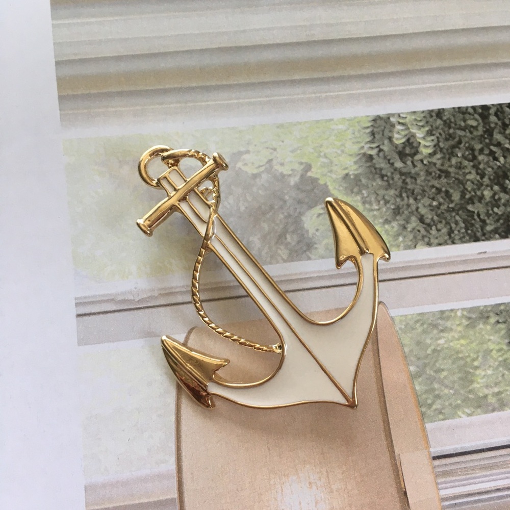 Parklane Vintage Anchor Gold Stone Brooch